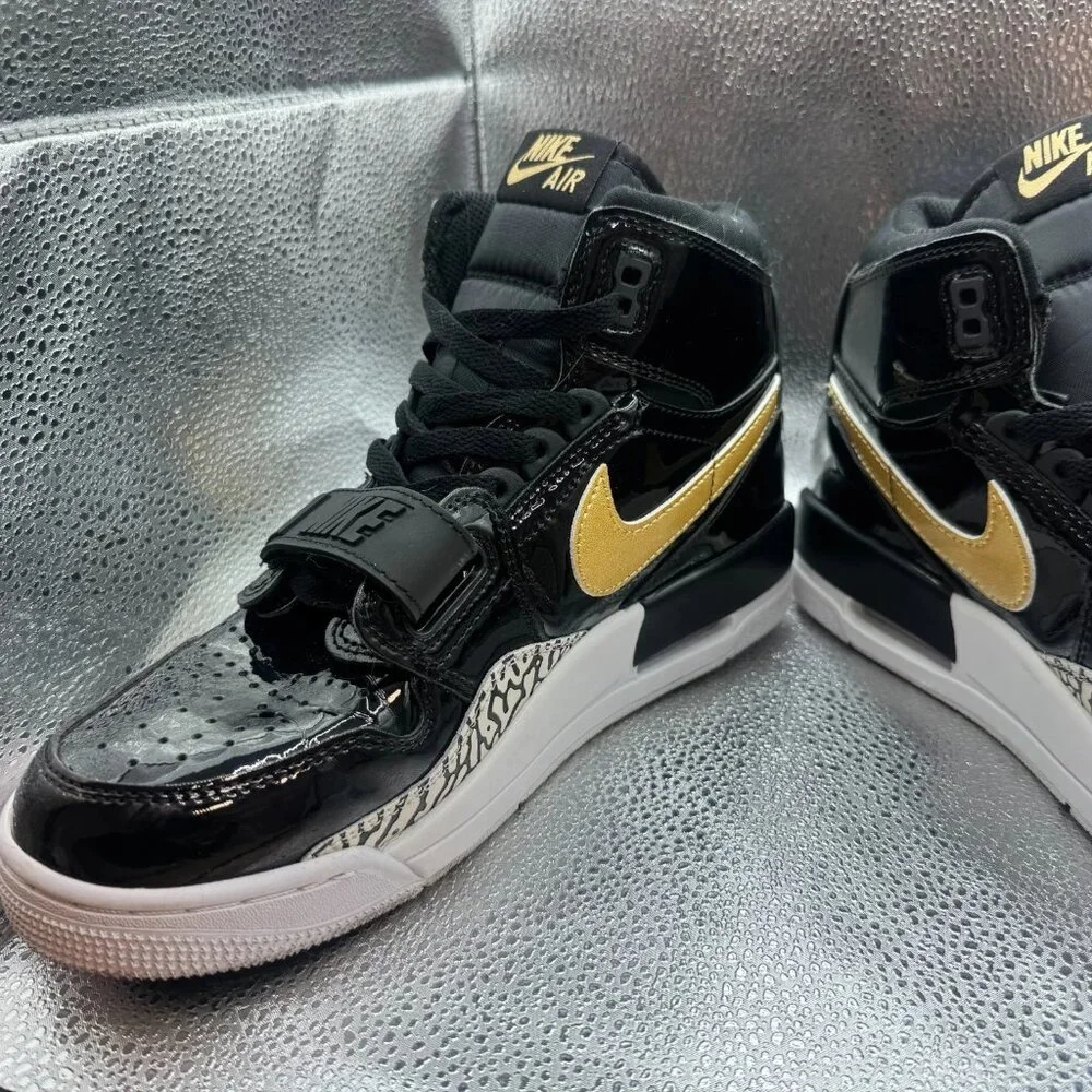 Size 9.5 Nike Air Jordan Legacy 312 Mens Black Gold Athletic Sneakers AV3922-007